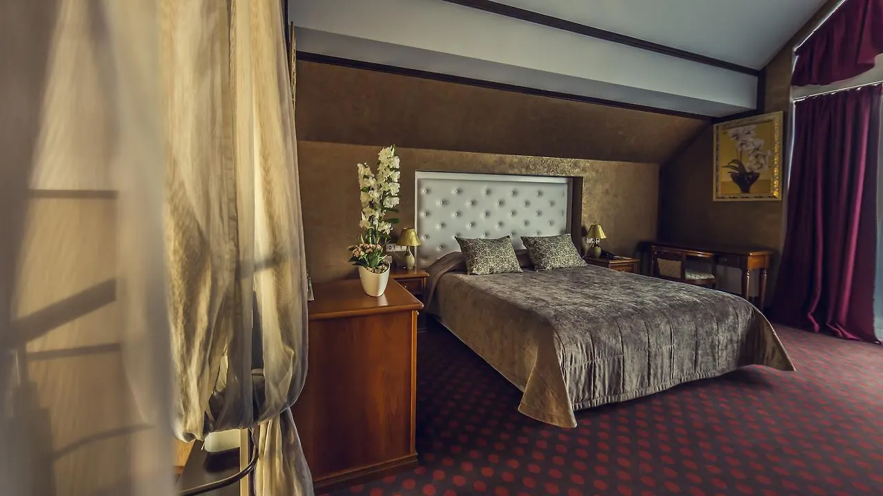 Park-Hotel Golosievo Kyiv Hotel
