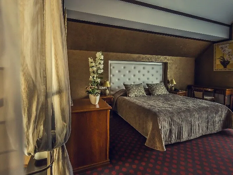 Park-Hotel Golosievo Kyiv Hotel