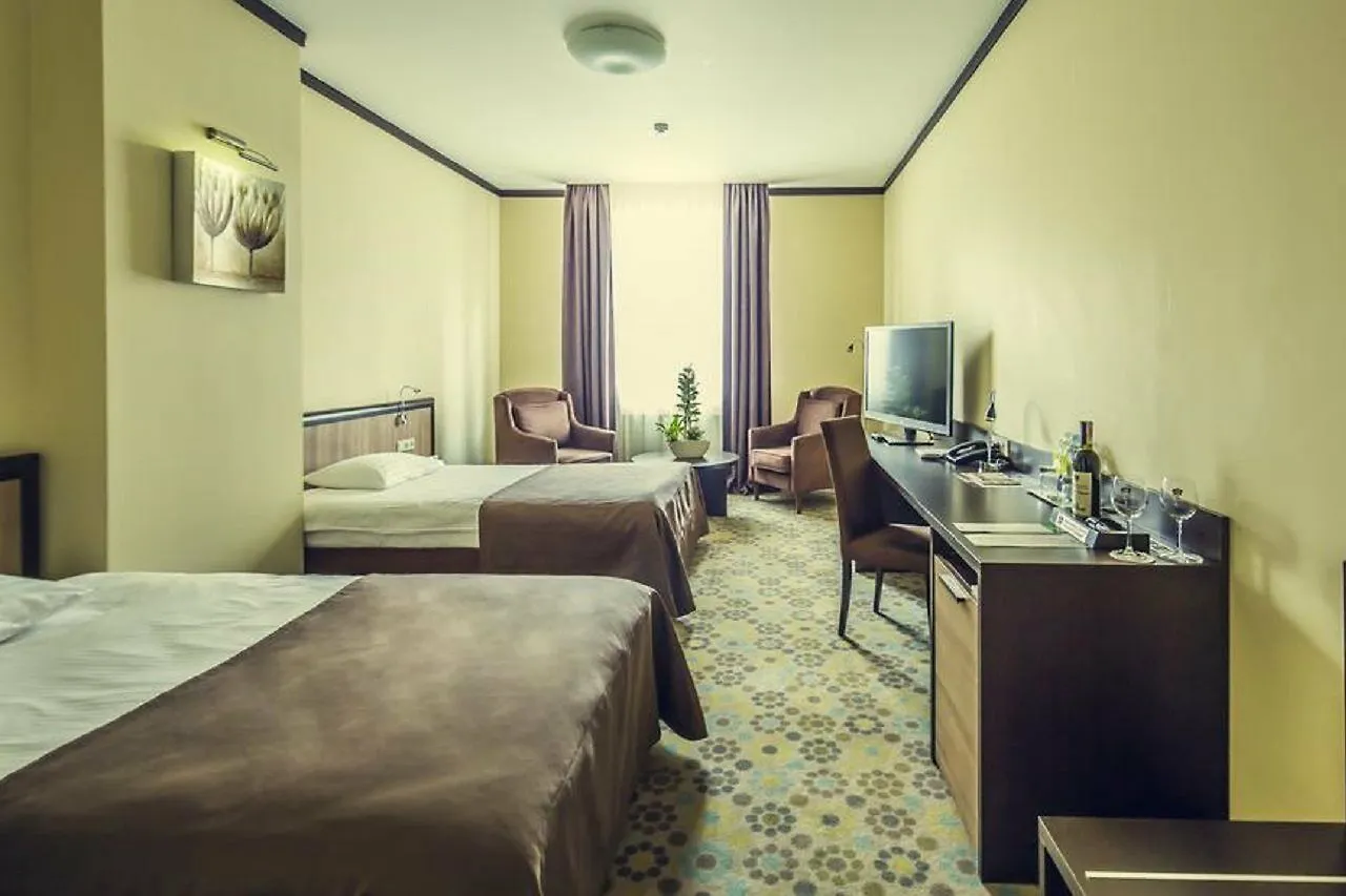 Park-Hotel Golosievo Kyiv 4*,  Ukraine